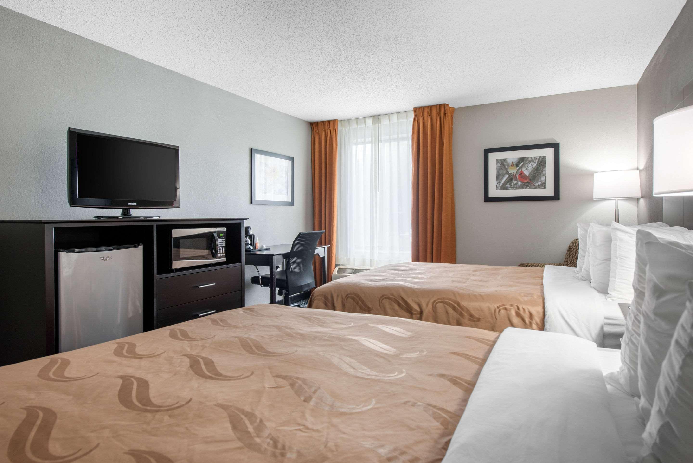 Quality Inn & Suites Brownsburg - Indianapolis West Buitenkant foto