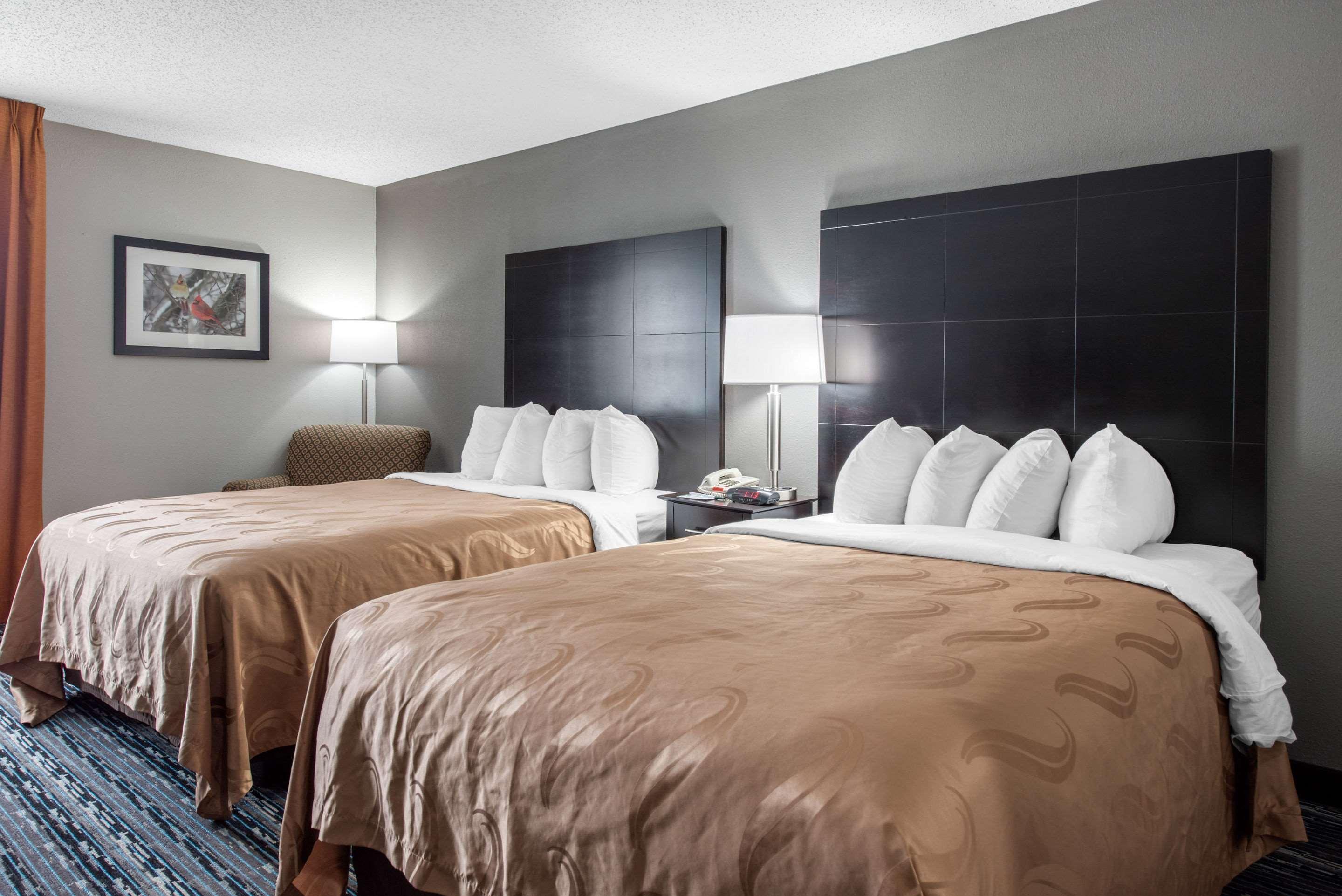 Quality Inn & Suites Brownsburg - Indianapolis West Buitenkant foto